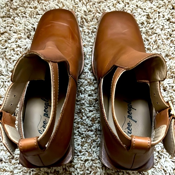 Free People Collection Brady Buckle Bootie, Size 39.5, Color Cognac NWT - Picture 8 of 9